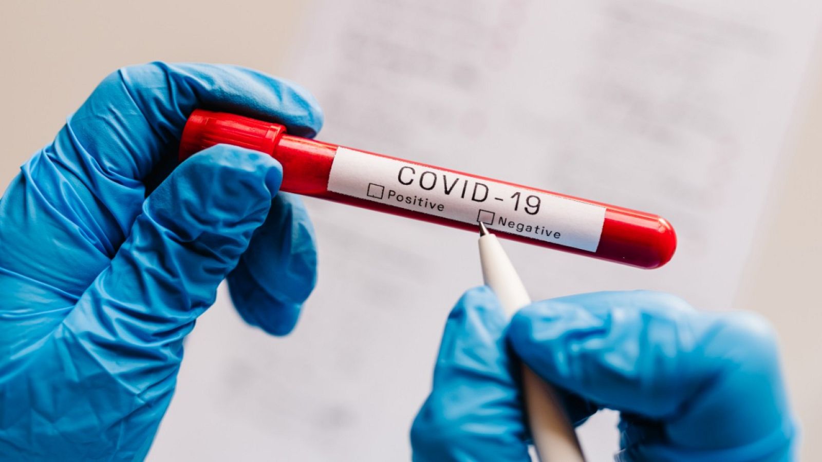 El segundo estudio de seroprevalencia estima que el 5,2 % de la población se ha contagiado del coronavirus en España - RTVE.es