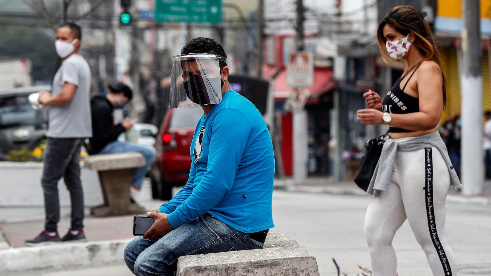 Telediario 1: El coronavirus se dispara en Brasil y México | RTVE Play