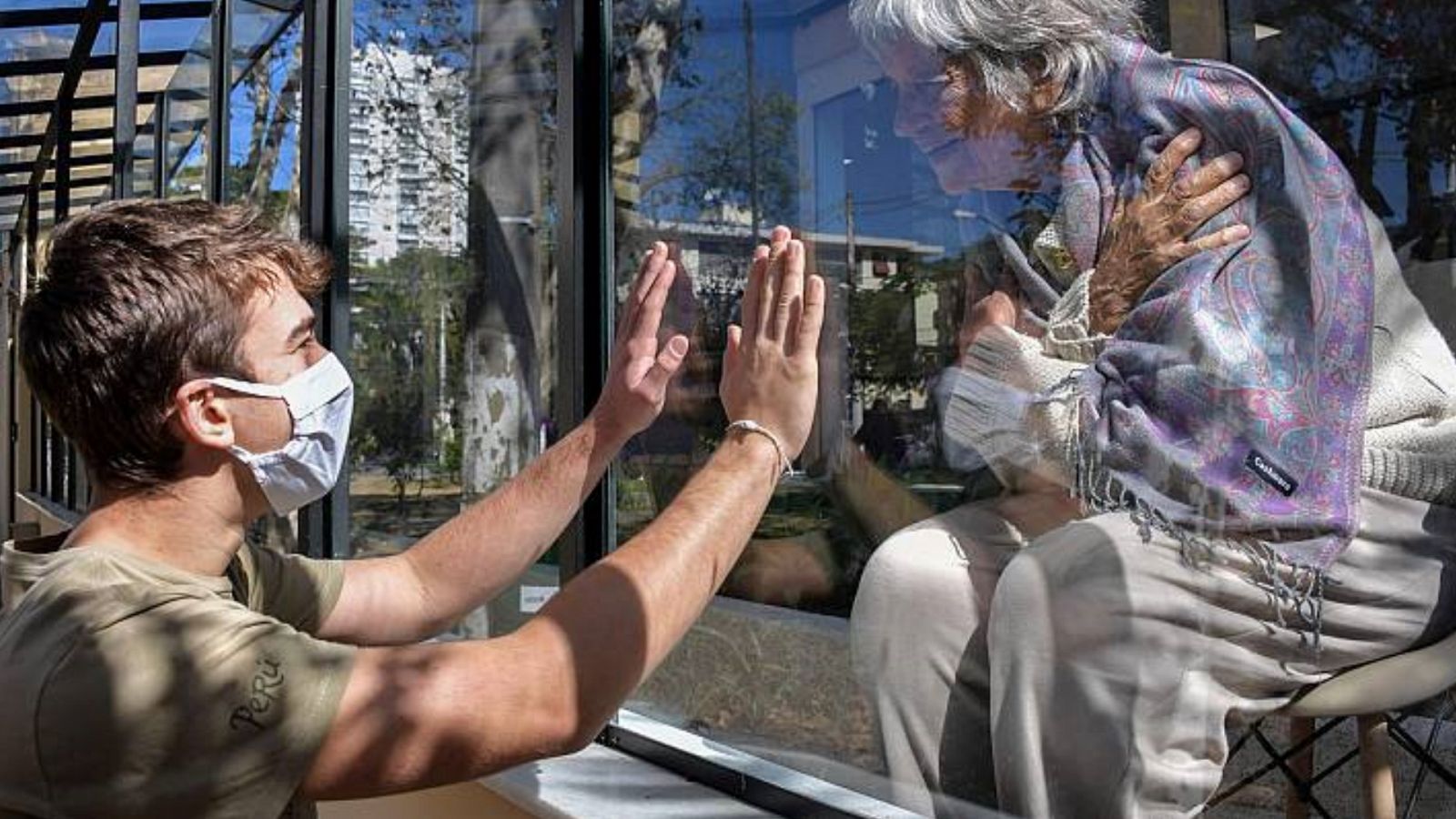 Telediario - 21 horas - 05/06/20 - Lengua de signos - RTVE.es