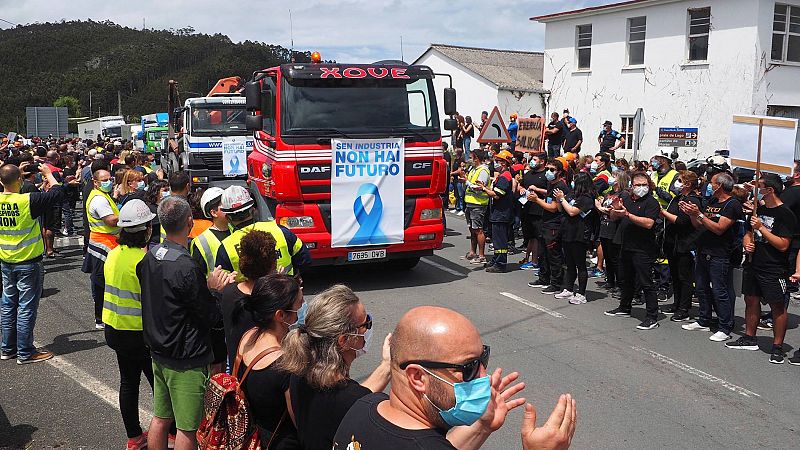 Galicia y Cataluña se movilizan contra el cierre de las plantas de Alcoa y Nissan