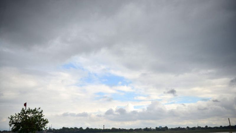 La lluvia y las tormentas ponen en riesgo a  nueve provincias de la mitad norte peninsular