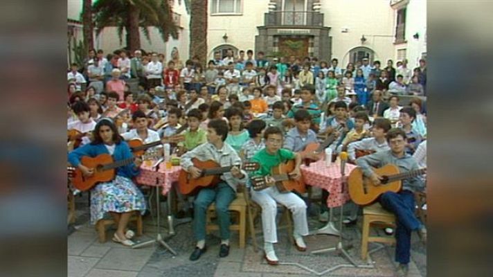 Tenderete - 07/06/2020 Tenderete Infantil (1985), Proyecto de desarrollo comunitario de La Aldea, la Parranda del millo y solistas