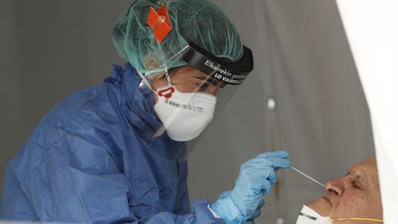 País Vasco investiga dos nuevos brotes de coronavirus en los hospitales de Txagorritxu y Basurto