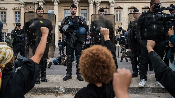 Francia toma medidas contra la violencia policial