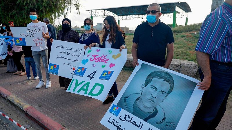 Protestan en Jerusalén contra la violencia policial por la muerte de un joven palestino 