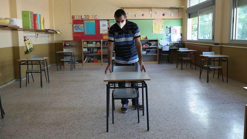 Sanidad asegura que la vuelta a los colegios en septiembre deberá prepararse "con mucha precaución" - RTVE.es | Ver