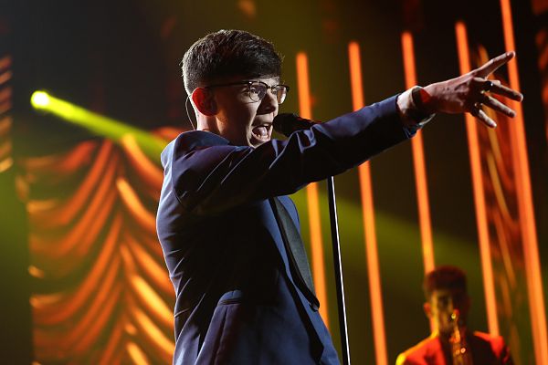 OT 2020 - Flavio canta "Death Of A Bachelor" en la Gala Final