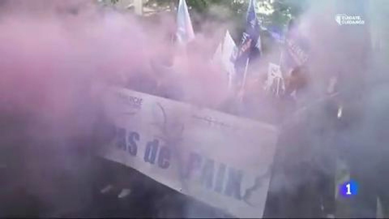 Telediario 1: La policía francesa protesta en las calles  | RTVE Play