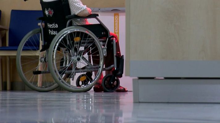 Telediario 1 - El centro sociosanitario Hèstia Palau sigue recibiendo a mayores pese a dos expedientes