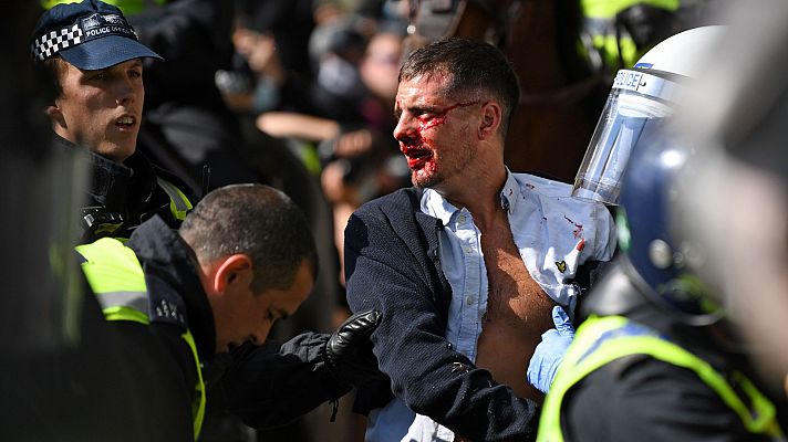 Incidentes en enfrentamientos entre manifestantes en Londres