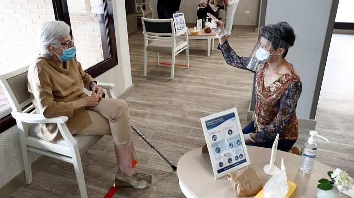 Especiales informativos - Sánchez insiste en que la gestión de las residencias son competencia de las comunidades autónomas