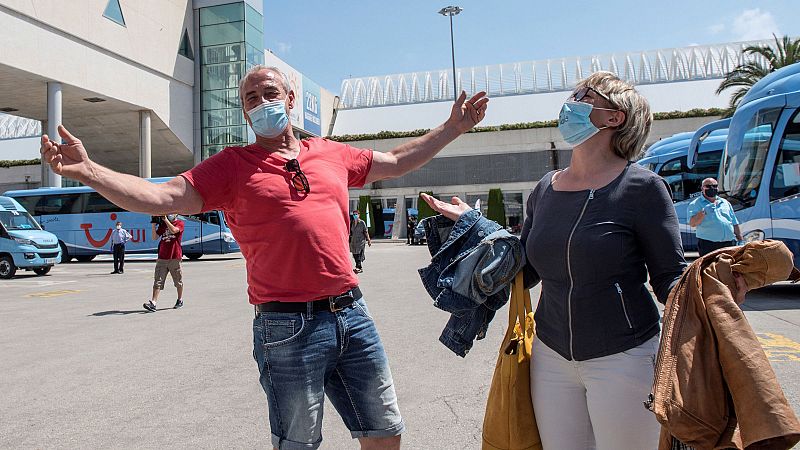 Arranca en Baleares el proyecto piloto para recibir turistas de forma segura con la llegada de un grupo de alemanes