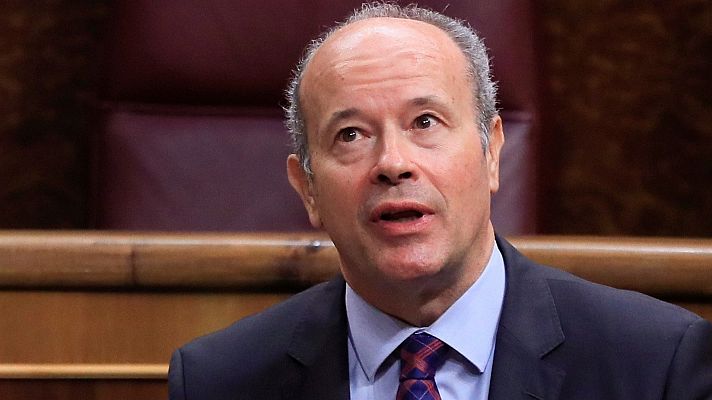 El PP acusa al Gobierno de dar "instrucciones políticas" a la justicia y Campo defiende la "autonomía" de la Fiscalía