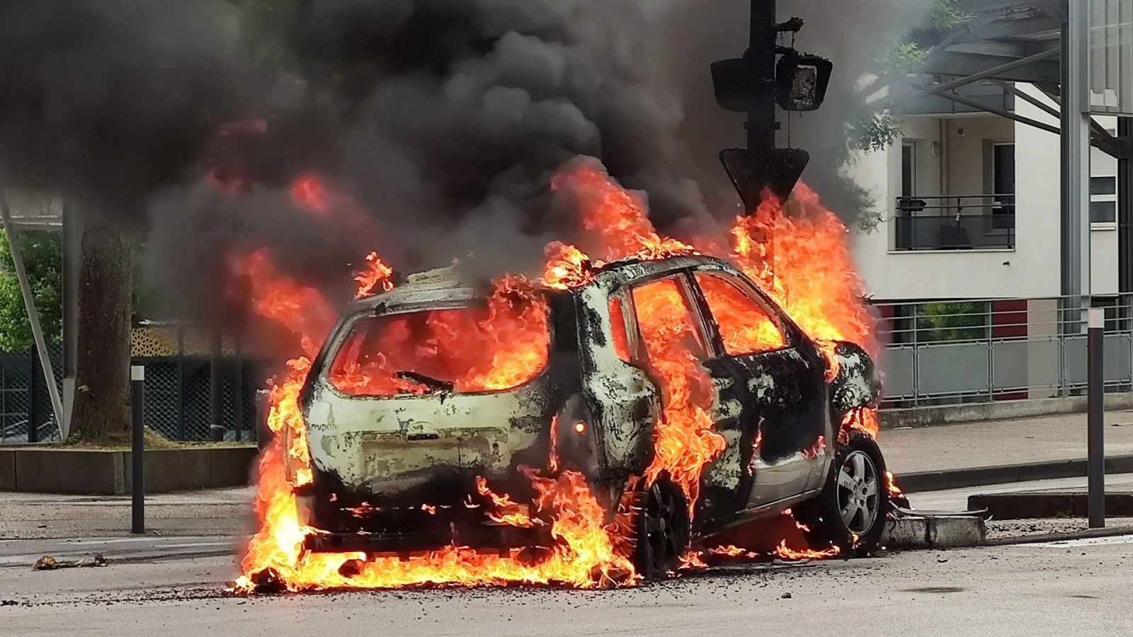 Disturbios y choques violentos en la ciudad francesa de Dijon
