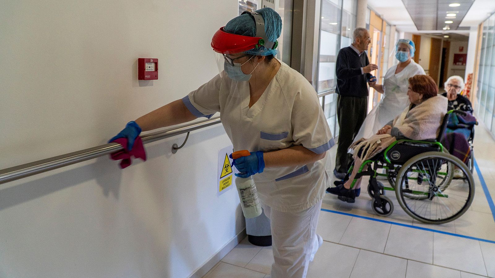 Detectan 20 nuevos casos de coronavirus en dos residencias y un hospital de Valladolid