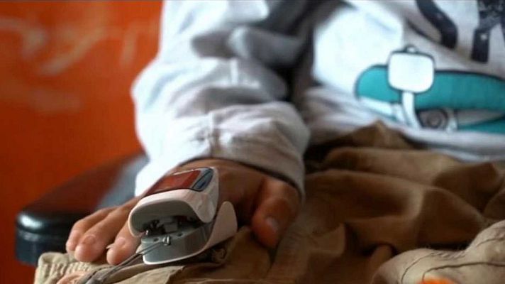Informativo 24h - Aferrado al lápiz para luchar contra la distrofia muscular de Duchenne