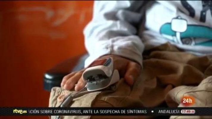 Informativo 24h - Aferrado al lápiz para luchar contra la distrofia muscular de Duchenne