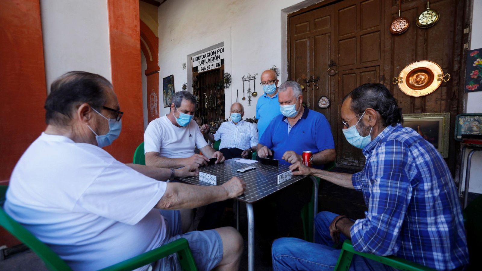 Sanidad informa de que hay 36 brotes, al menos 11 activos y uno con cierta relevancia en Huesca | Ver