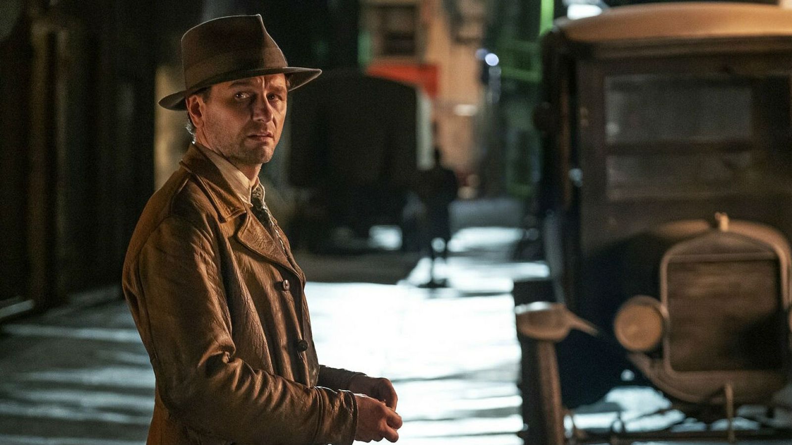 La serie de HBO que se remonta a los orígenes del célebre abogado Perry Mason - RTVE.es - Telediario 1 | Ver