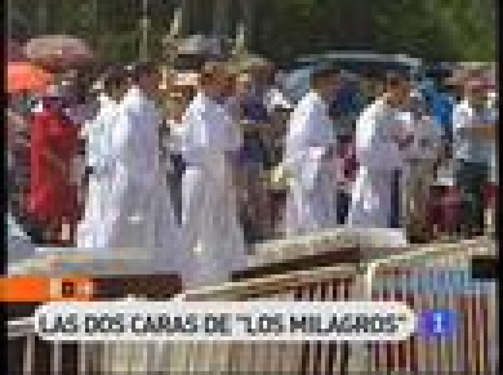 Cada primer sábado de mes se celebra en Prado Nuevo (El Escorial) una polémica misa. Los fieles de la vidente Amparo Cuevas siguen con devoción la doctrina, mientras la Asociación de Víctimas de las Supuestas Apariciones de El Escorial denuncia estafa y coacción por parte de la fundación. 