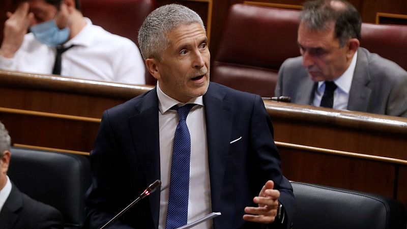 El Congreso votará el jueves la reprobación de Marlaska tras los polémicos ceses en la Guardia Civil - RTVE.es - Telediario 1 | Ver