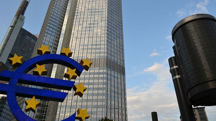 Telediario 1 - El FMI estima que la eocnomía española caerá un 12,8 %