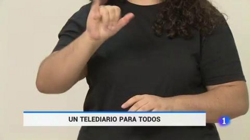 Los intérpretes de lengua de signos que traducen el Telediario en directo