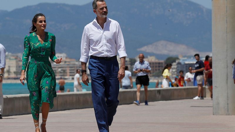 Los reyes visitan Baleares y se reúnen con representantes del sector turístico | Ver