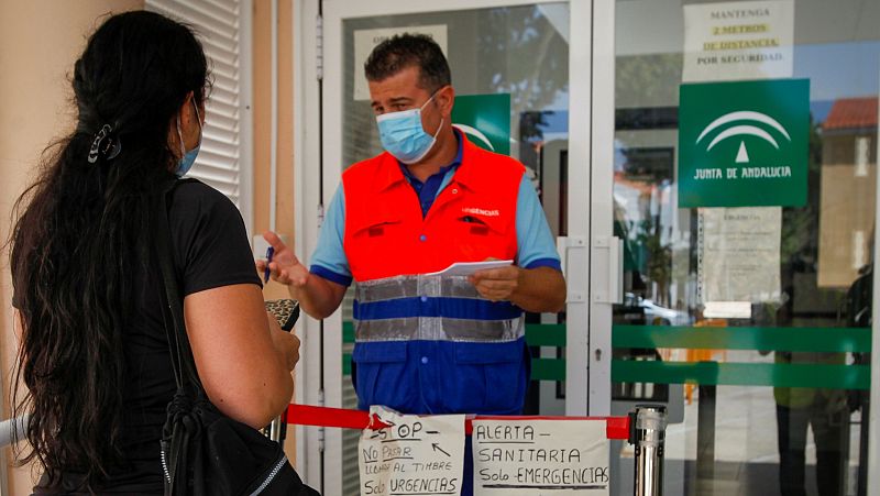 Sanidad, preocupada por una decena de brotes de coronavirus sin transmisión comunitartia