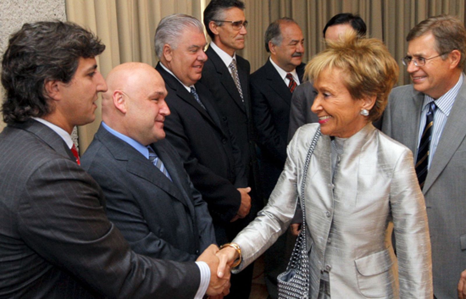 De La Vega comienza su gira iberoamericana en Costa Rica | Ver