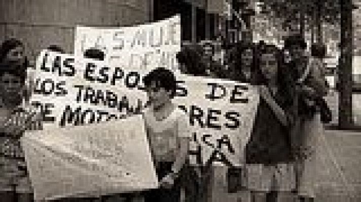 Universo UNED - Por mí y por todas mis compañeras*