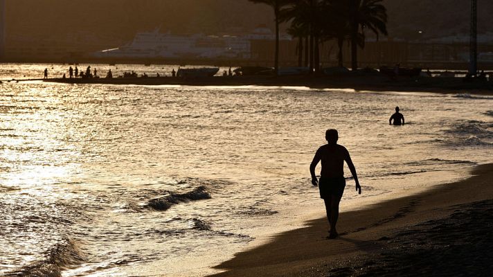 El tiempo - Cielo despejado y lluvia débil en Cantábrico y Pirineos