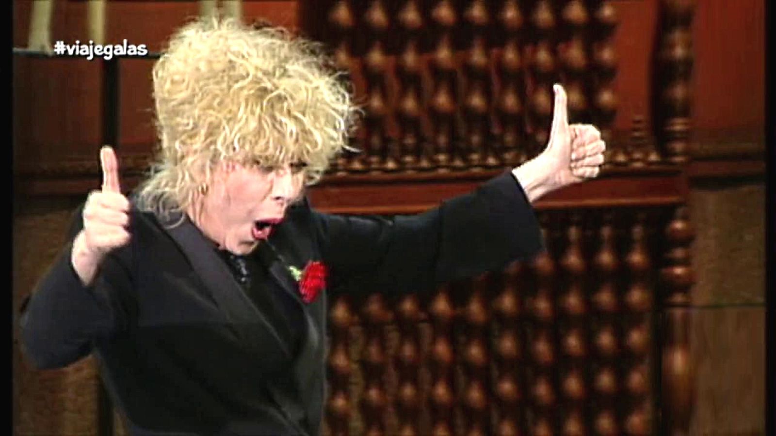 Viaje al centro de la tele - Me visto de gala - ver ahora