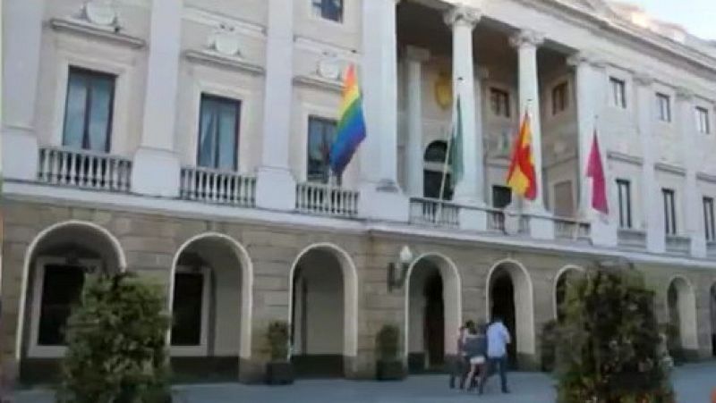 En Rusia, una ley prohíbe la marcha del Orgullo Gay - Informativo 24h | Ver