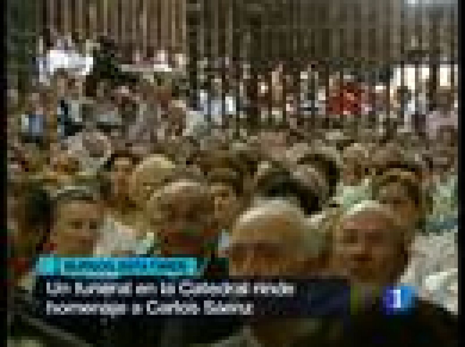 Centenares de personas han llenado la Catedral, donde el arzobispo ha oficiado un funeral en memoria del joven agente.