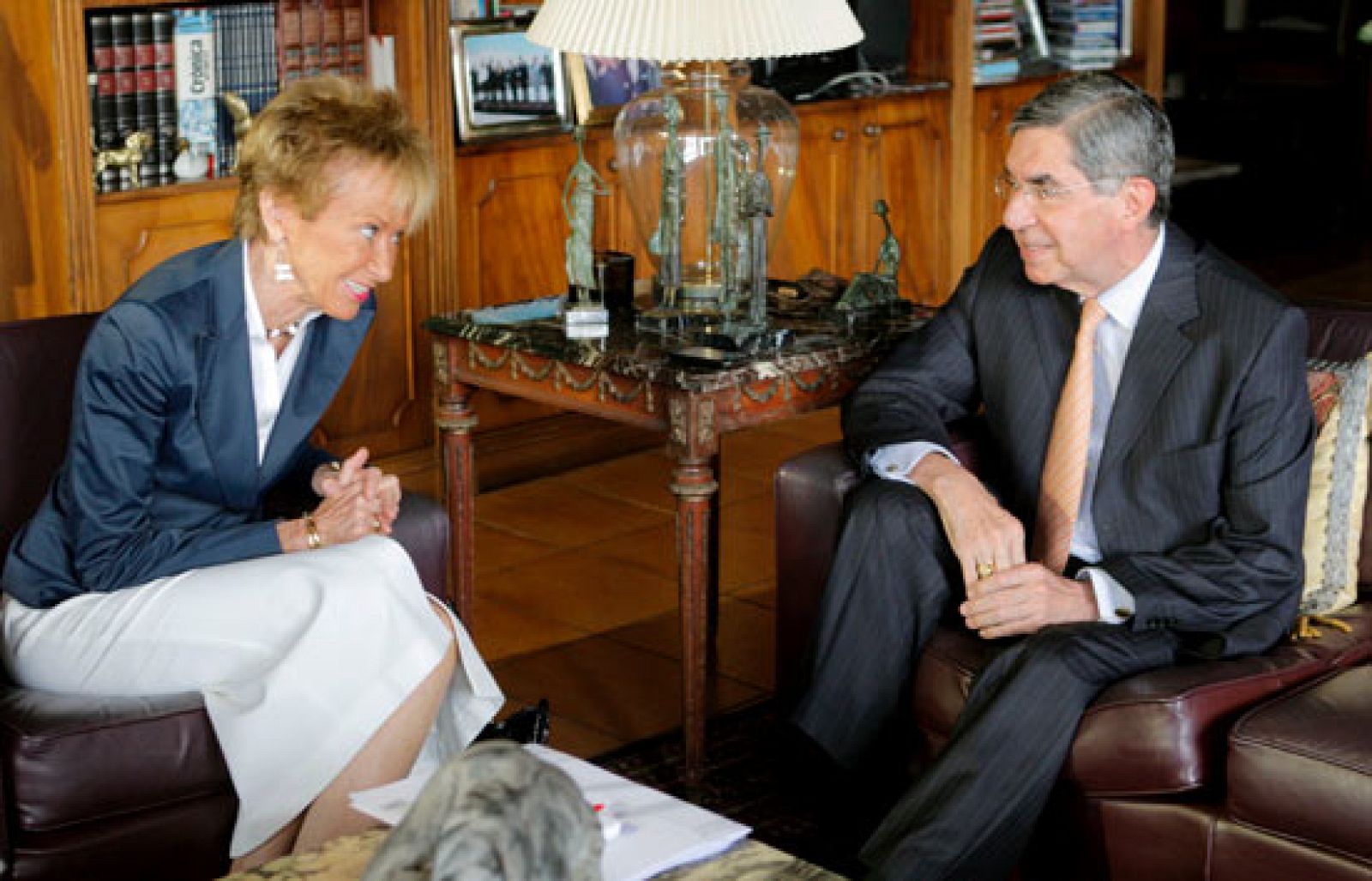 Honduras centra el encuentro de la vicepresidenta primera del Gobierno con el presidente de Costa Rica | Ver