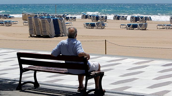 Decepción en Benidorm por la baja afluencia de turistas en el primer fin de semana sin estado de alarma