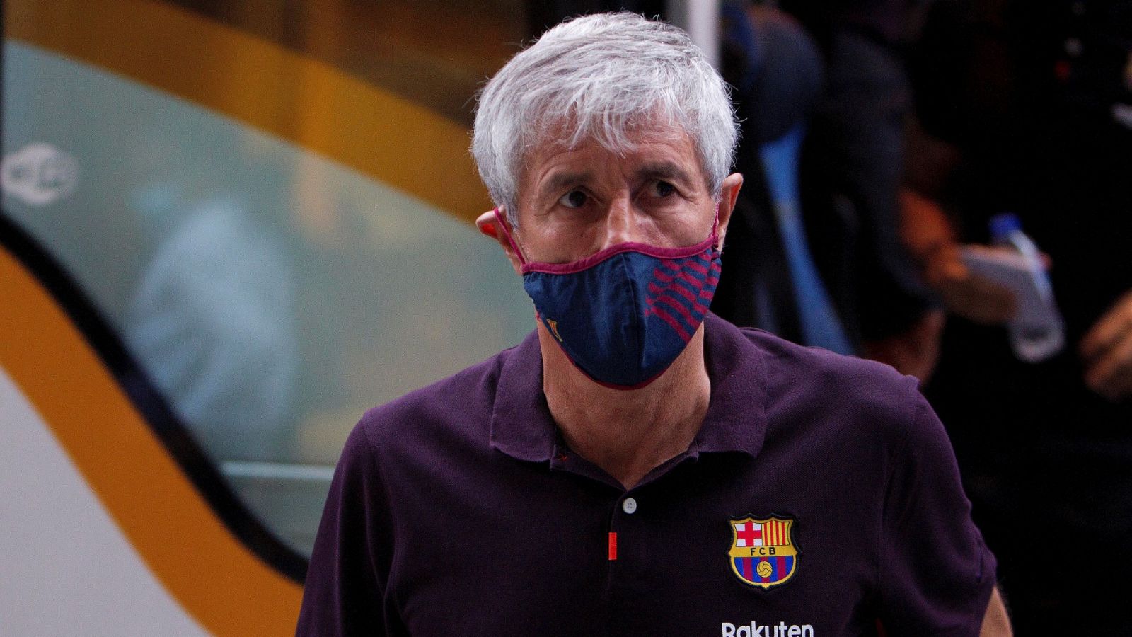 Setién no ve problemas con el vestuario y Xavi se postula para el futuro