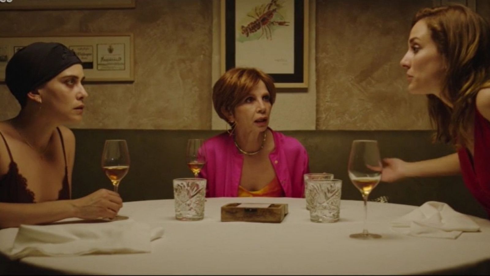 Clip en exclusiva de 'La lista de los deseos': María León, Victoria Abril y Silvia Alonso en una comedia vitalista