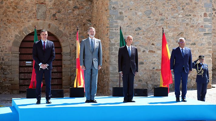 España y Portugal reabren sus fronteras con un acto simbólico