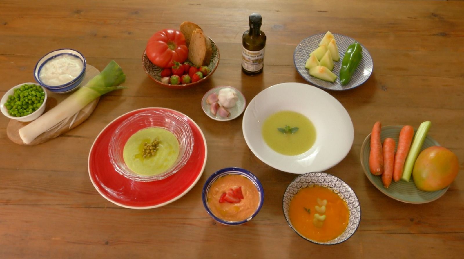 Recetas de cinco cremas frías opcionales al gazpacho