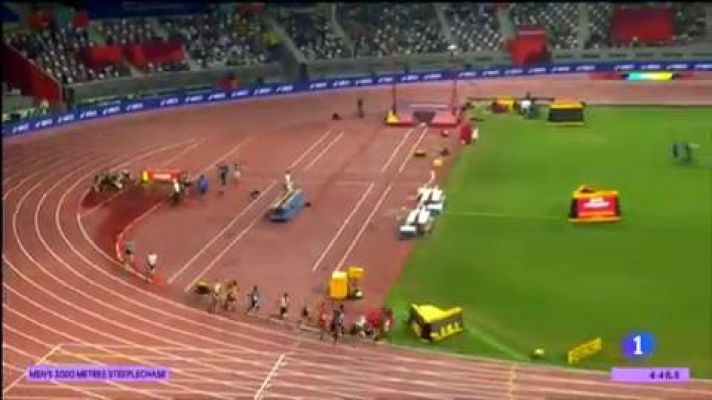 Telediario 1 - El atletismo español vuelve a competir cuatro meses, con público, en Nerja