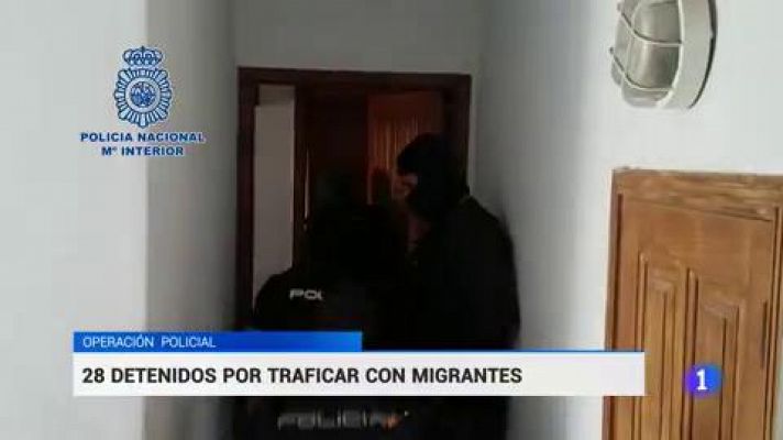 La Policía desarticula una red de tráfico de migrantes