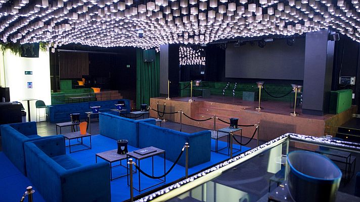 Telediario 1 - Los locales de ocio nocturno vuelve a abrir sus puertas bajo medidas de seguridad