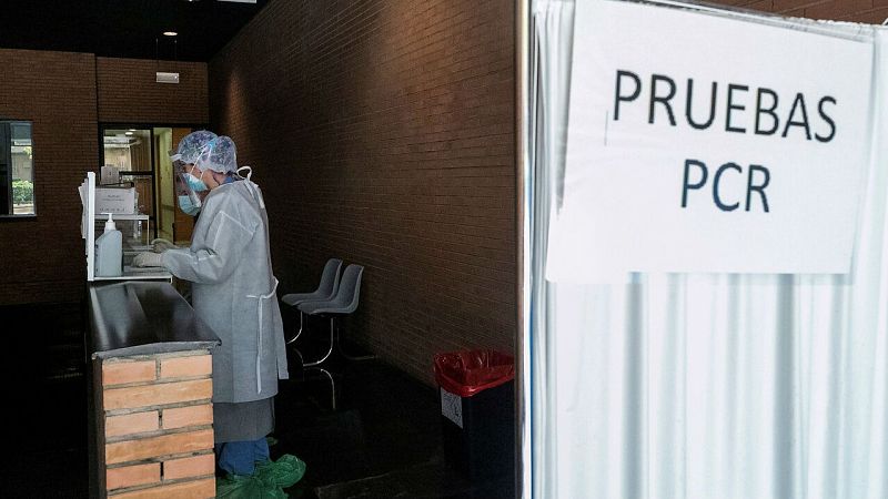 Las clínicas privadas multiplican las peticiones que reciben de test PCR - RTVE.es - Telediario 1 | Ver