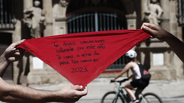 Telediario 1 - Pamplona se blinda para evitar aglomeraciones a la hora que iba a celebrarse el chupinazo