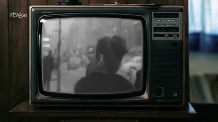 Lazos de sangre - Laura Valenzuela, presentadora del Eurovisión histórico