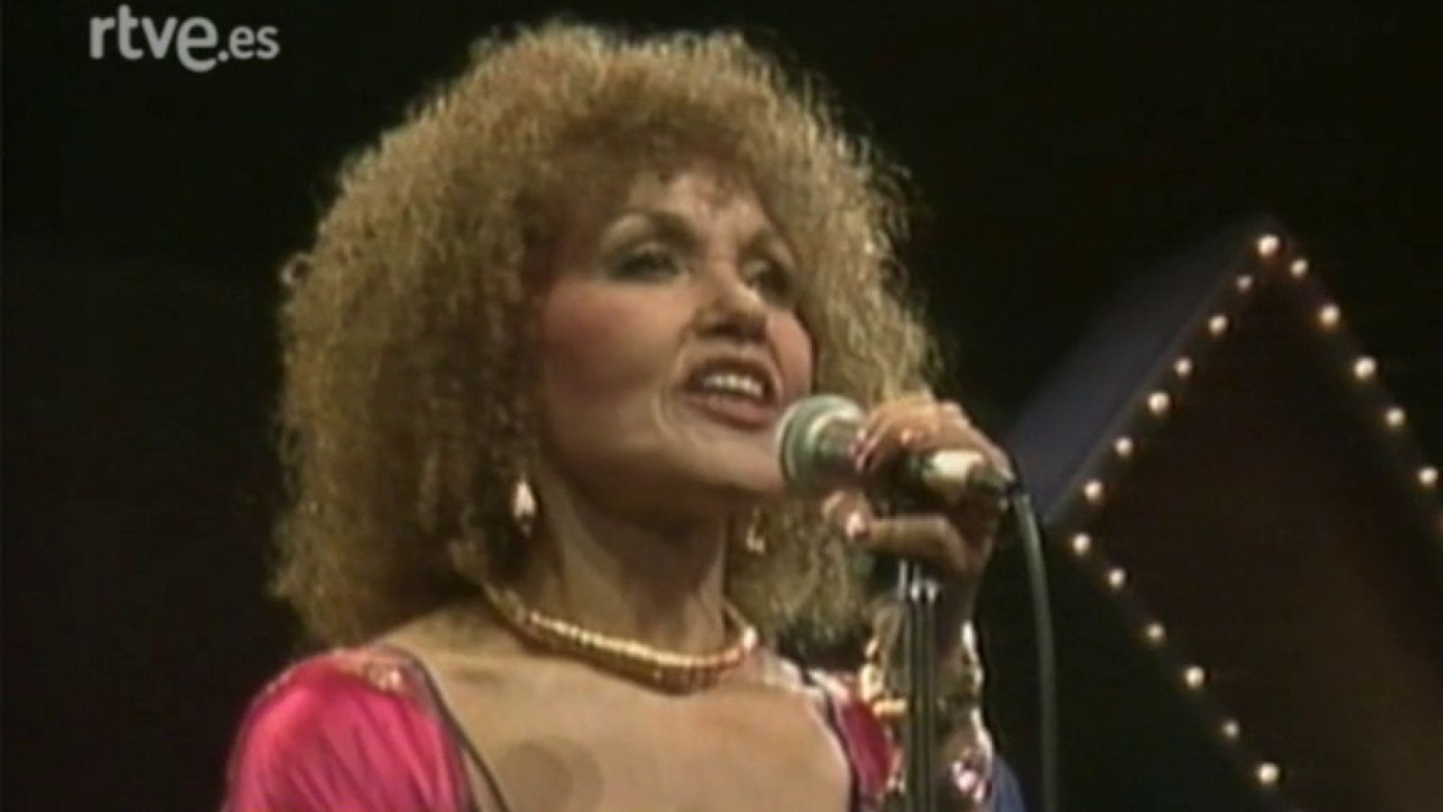 Jazz entre amigos - Cleo Lane y The Clamores Dixieland Band