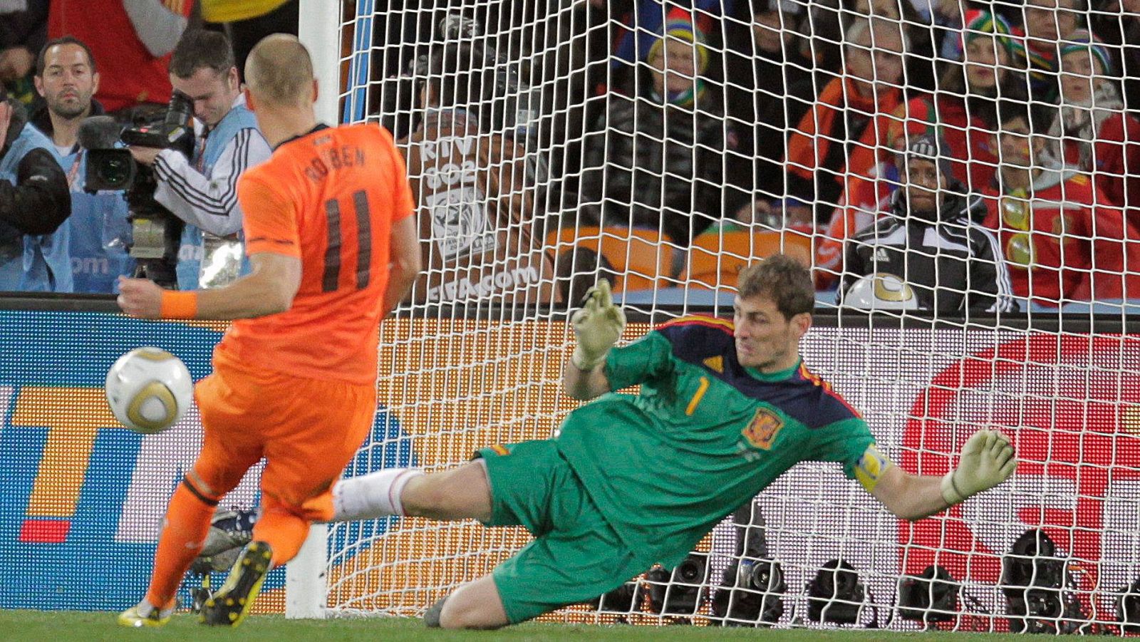 Casillas: "Me acuerdo de haber vivido muchas veces la jugada con Robben"