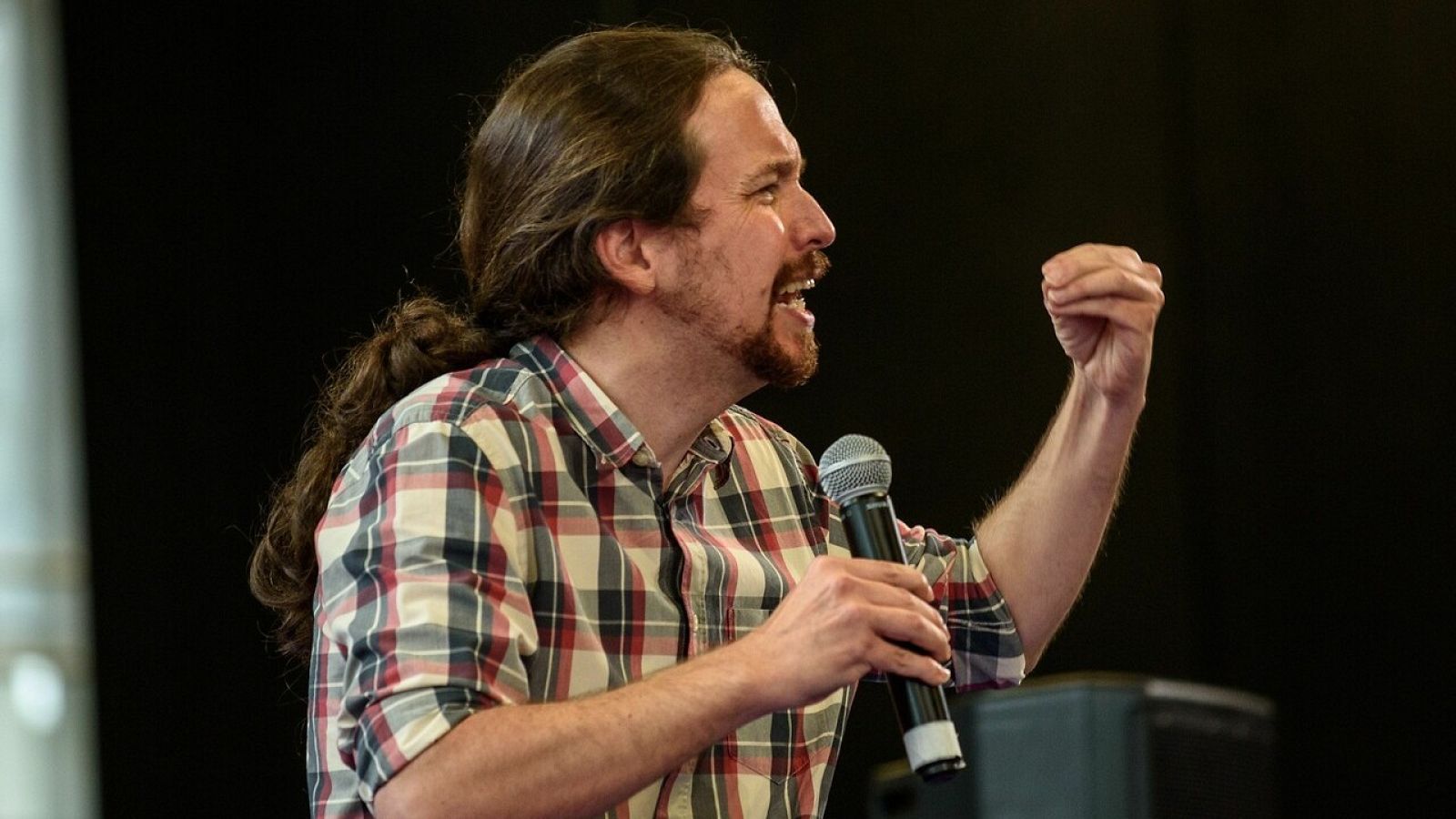 La oposición continúa exigiendo explicaciones a Pablo Iglesias por el caso Dina y sus ataques a la prensa